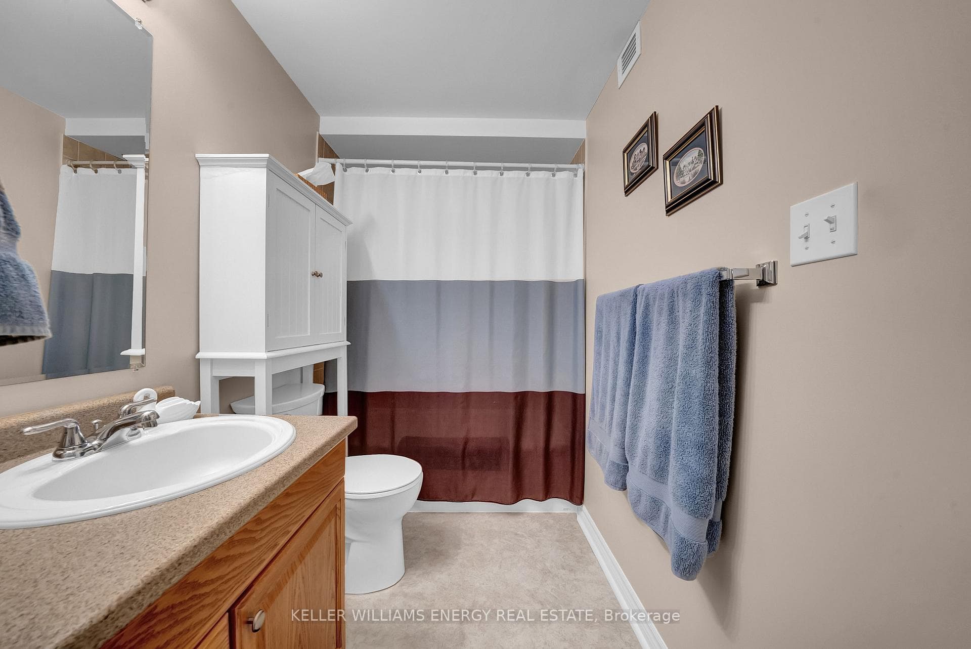 841 Battell Street Unit 208 photo 36