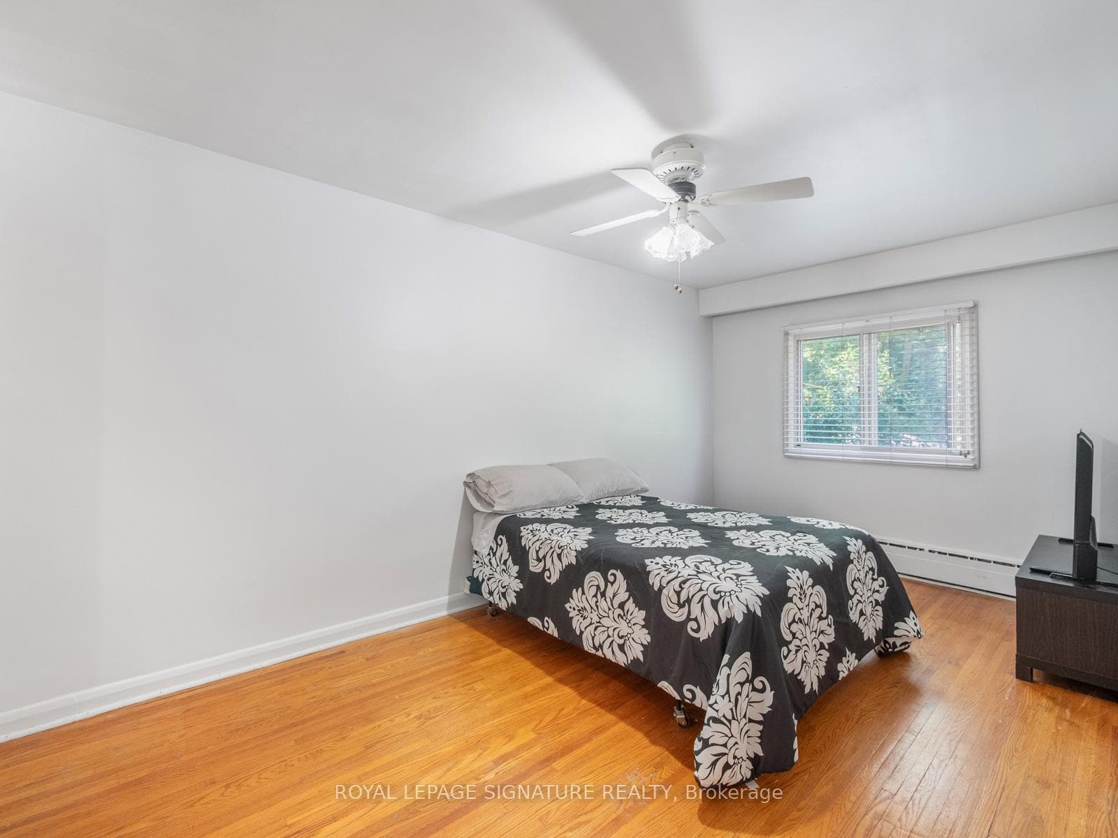 6A Rowley Avenue Unit Main photo 25