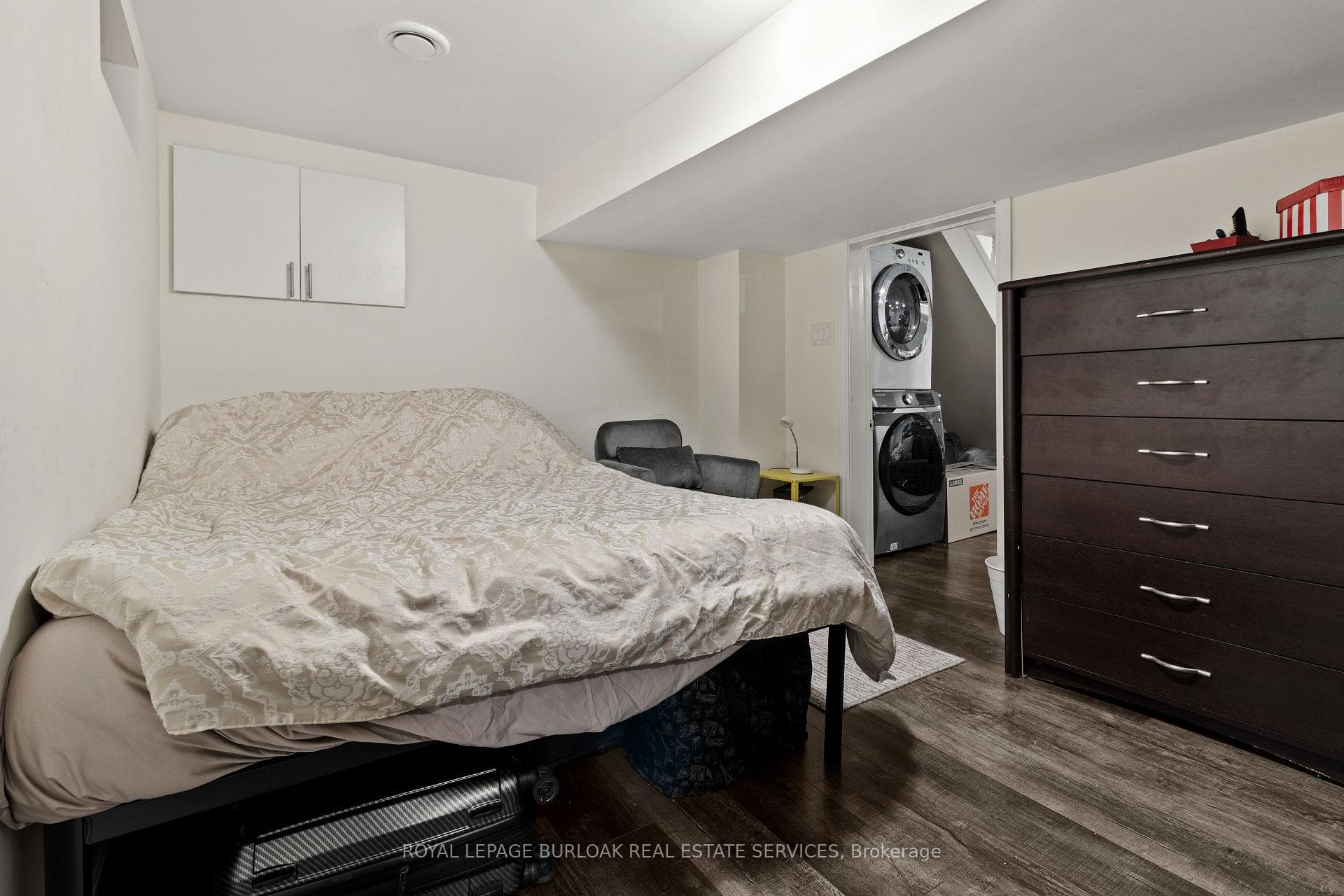 61 Goldfinch Road Unit LOWER photo 12