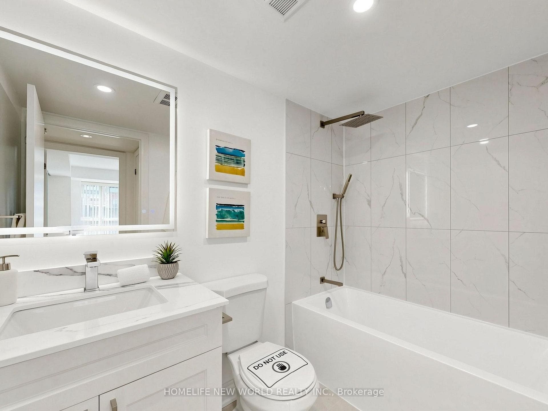18 Beverley Street Unit 319 photo 27
