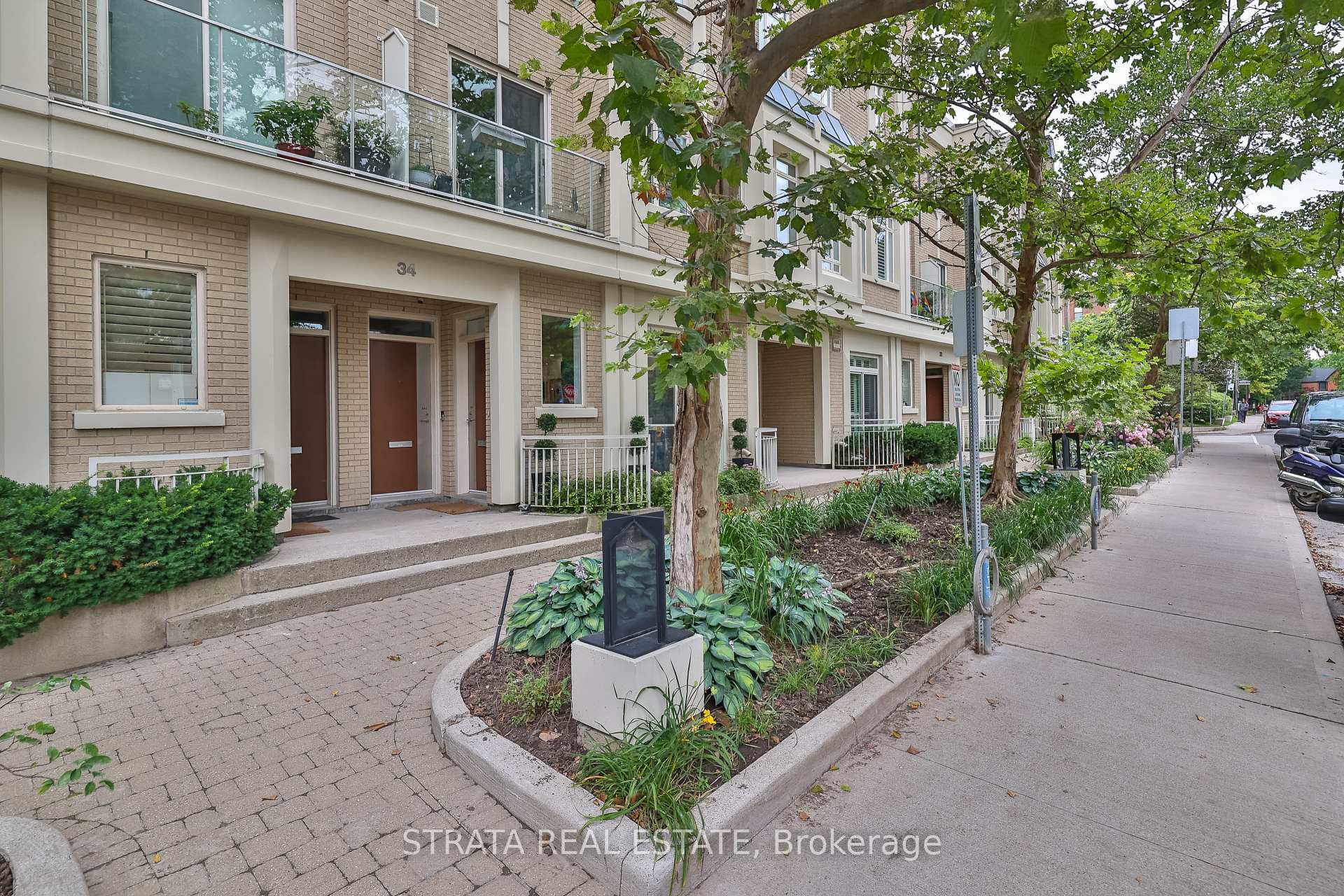 34 McMurrich Street Unit D photo 2