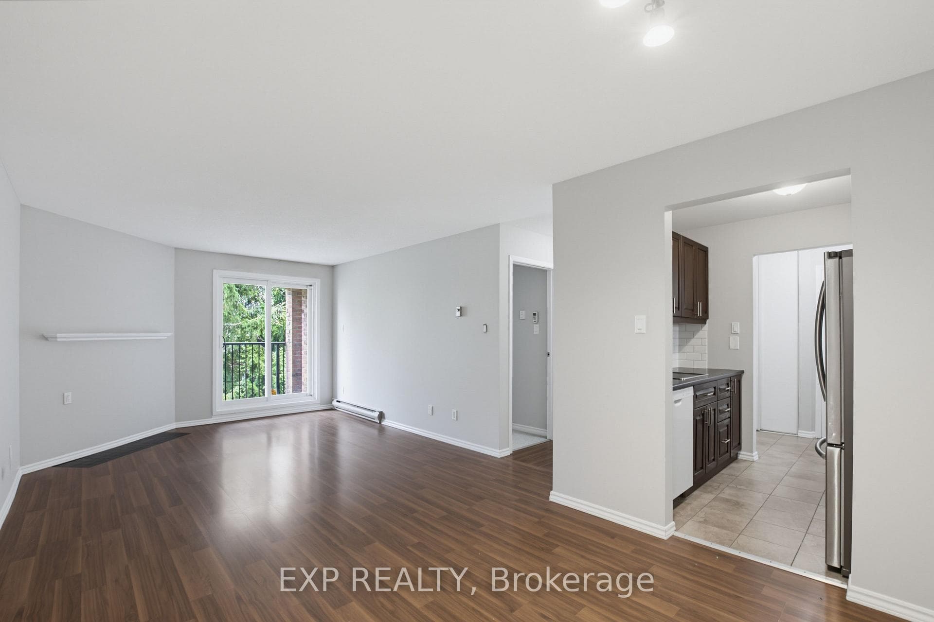 144 Conway Drive Unit 106 photo 11