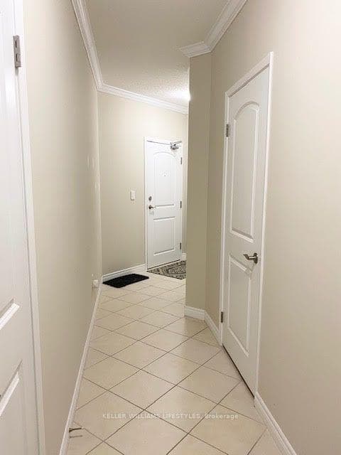 435 Colborne Street Unit 202 photo 3