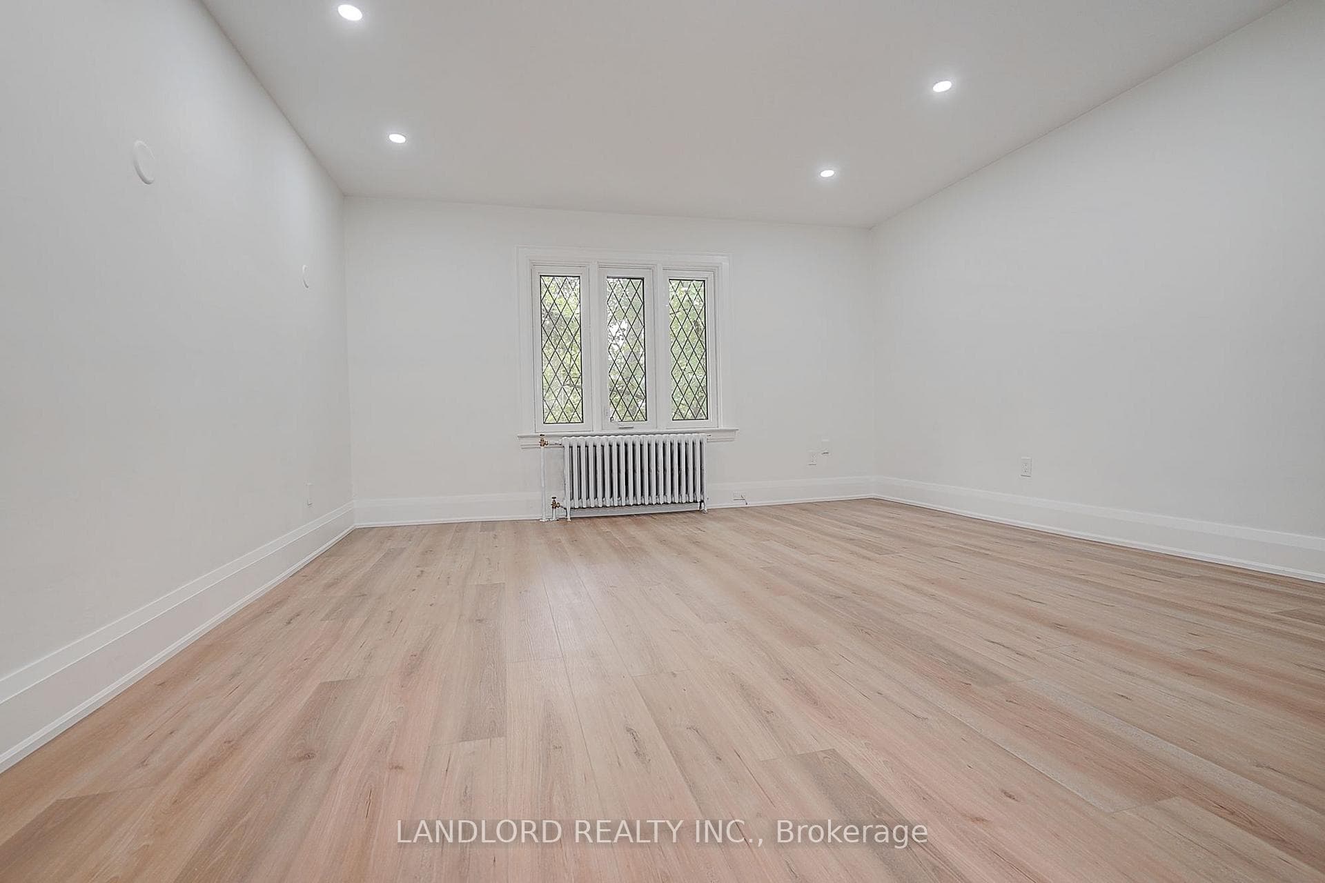 2520 Bloor Street Unit 12 photo 12