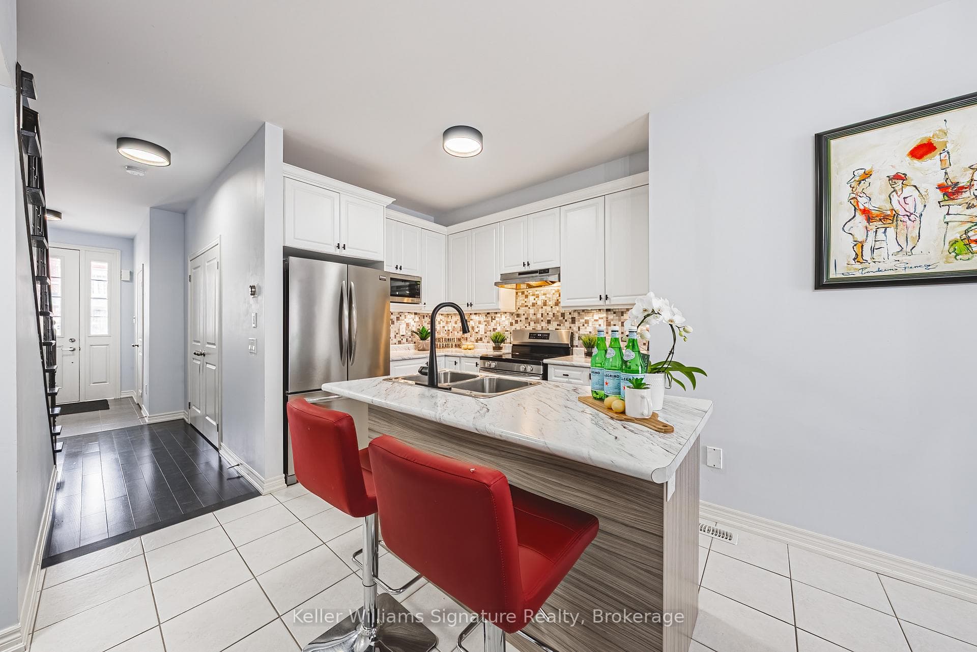 27 Dufay Road photo 9