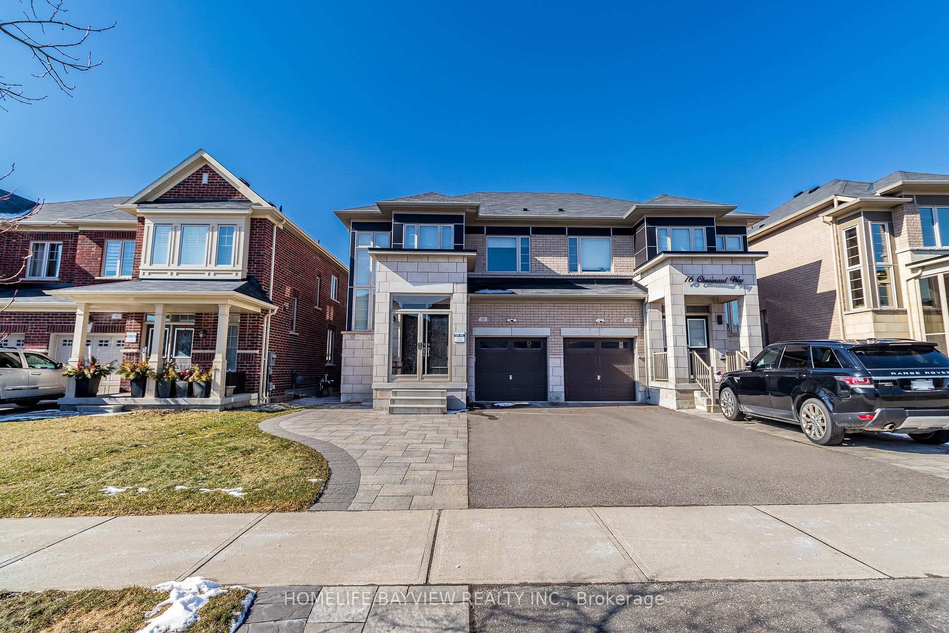 10 Chouinard Way photo 2