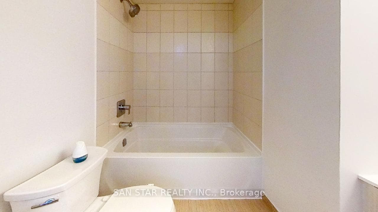 185 Bonis Avenue Unit 612 photo 5