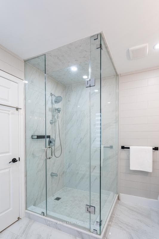 4360 Millcroft Park Drive Unit 5 photo 26