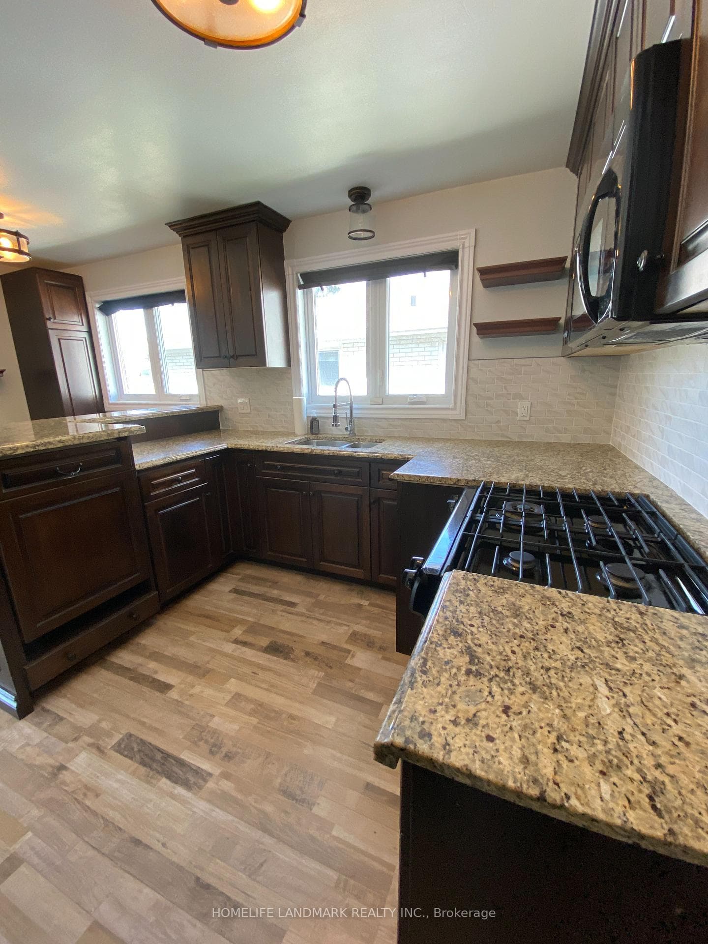 11 Pindar Crescent photo 6