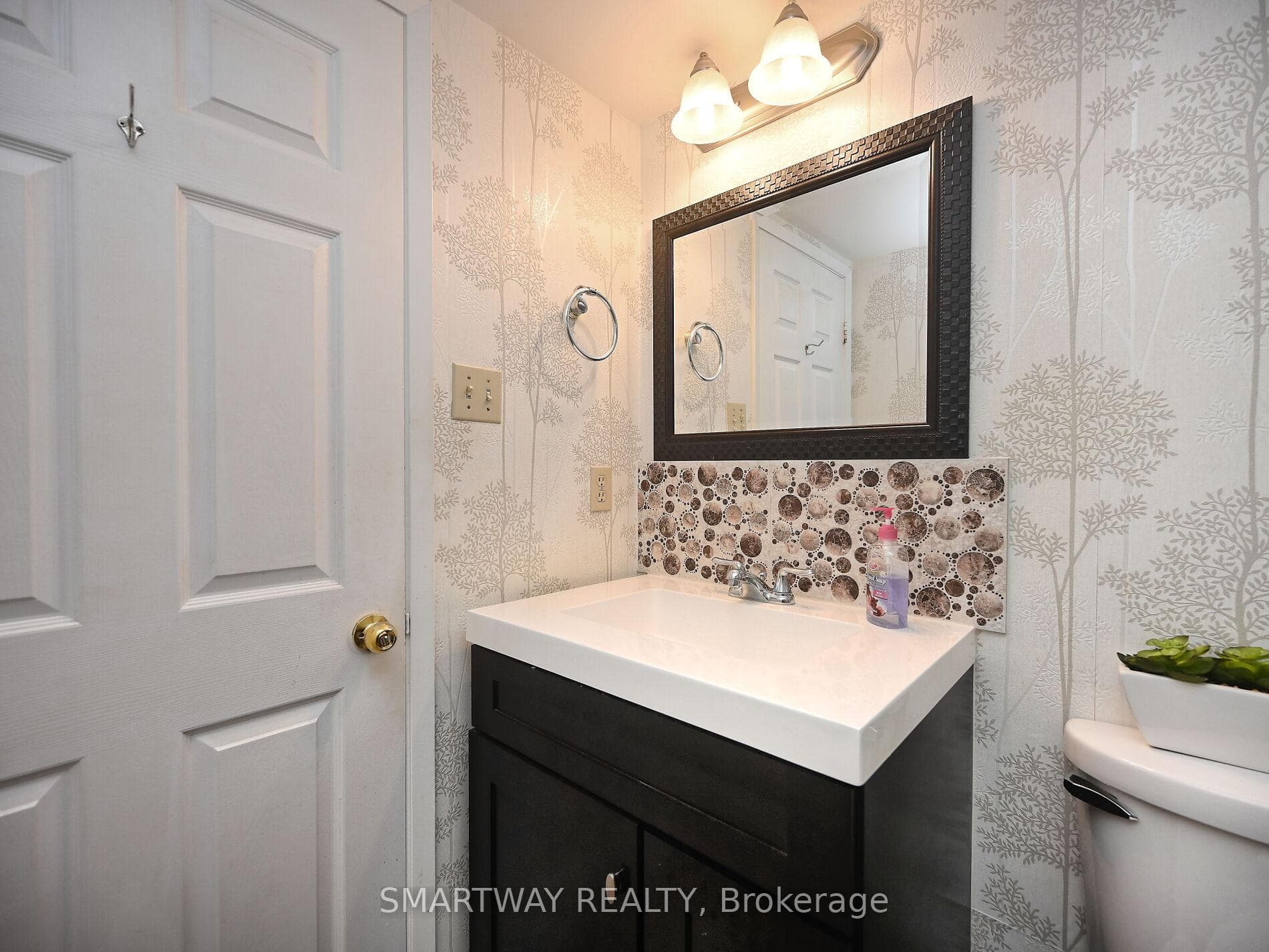 320 Mill Street Unit 512 photo 29