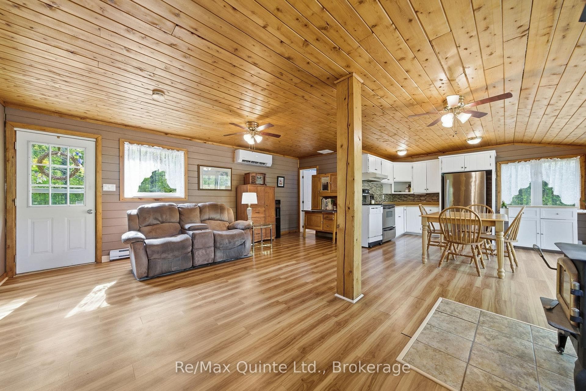 122 Cottage Lane photo 5