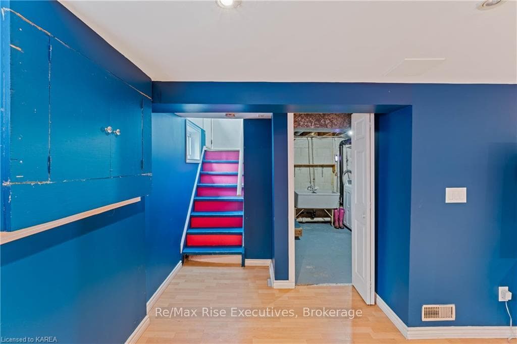 282 LAKEVIEW Avenue photo 29