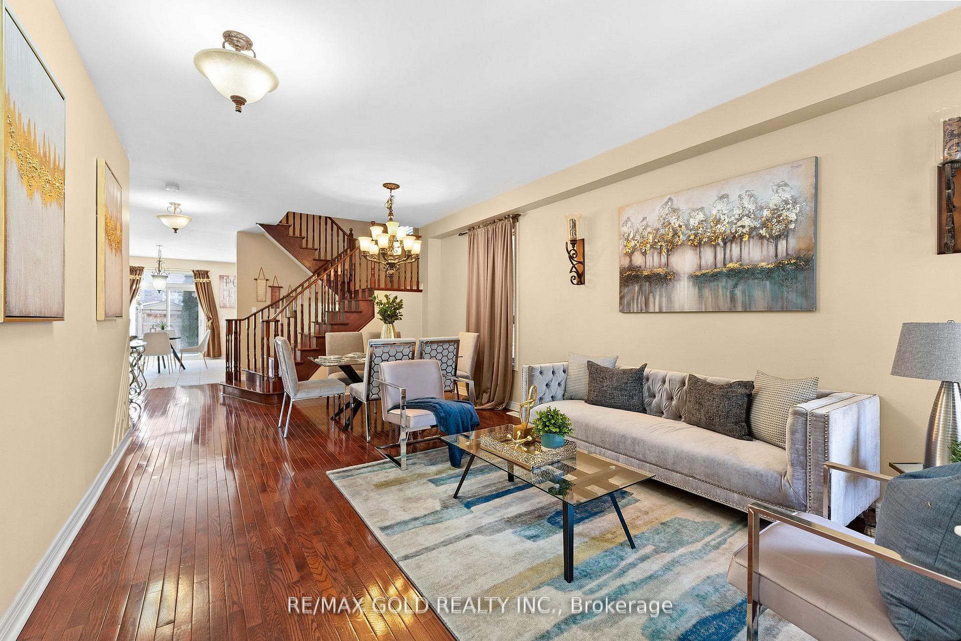 7 Powell Drive photo 4