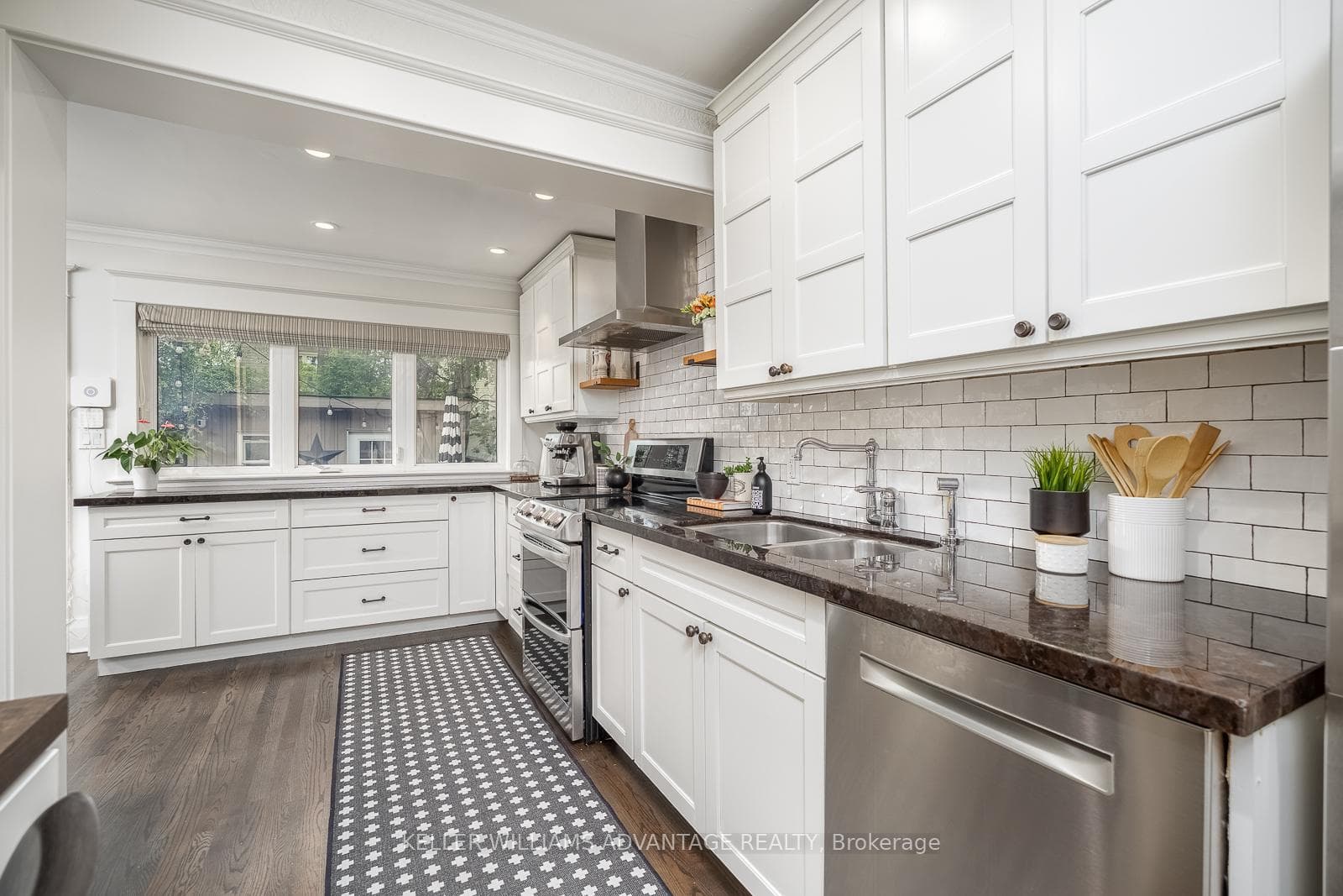 69 Keystone Avenue photo 12