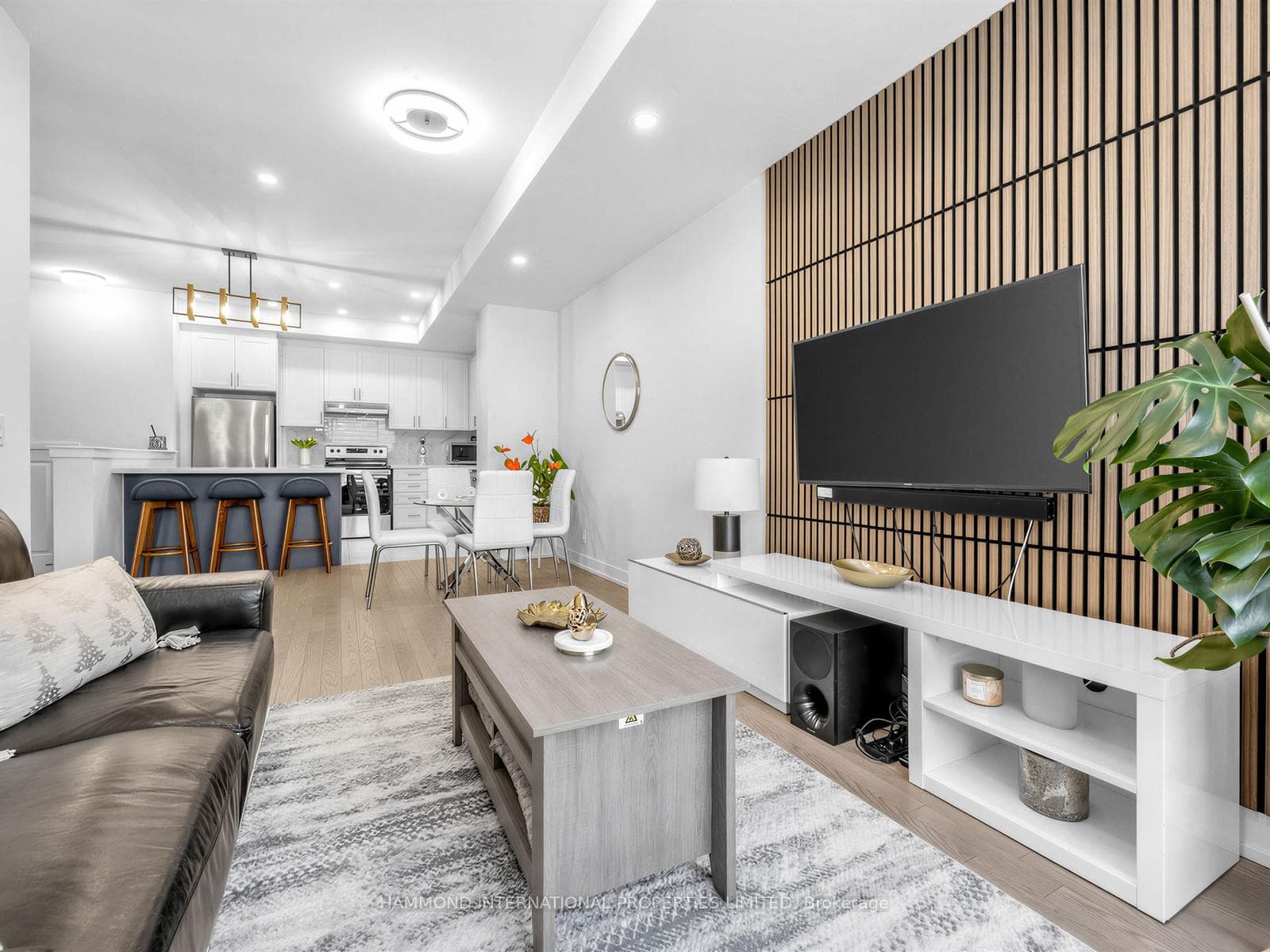 35 Schmidt Lane photo 5