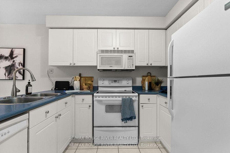 5 Whitewater Street photo 12