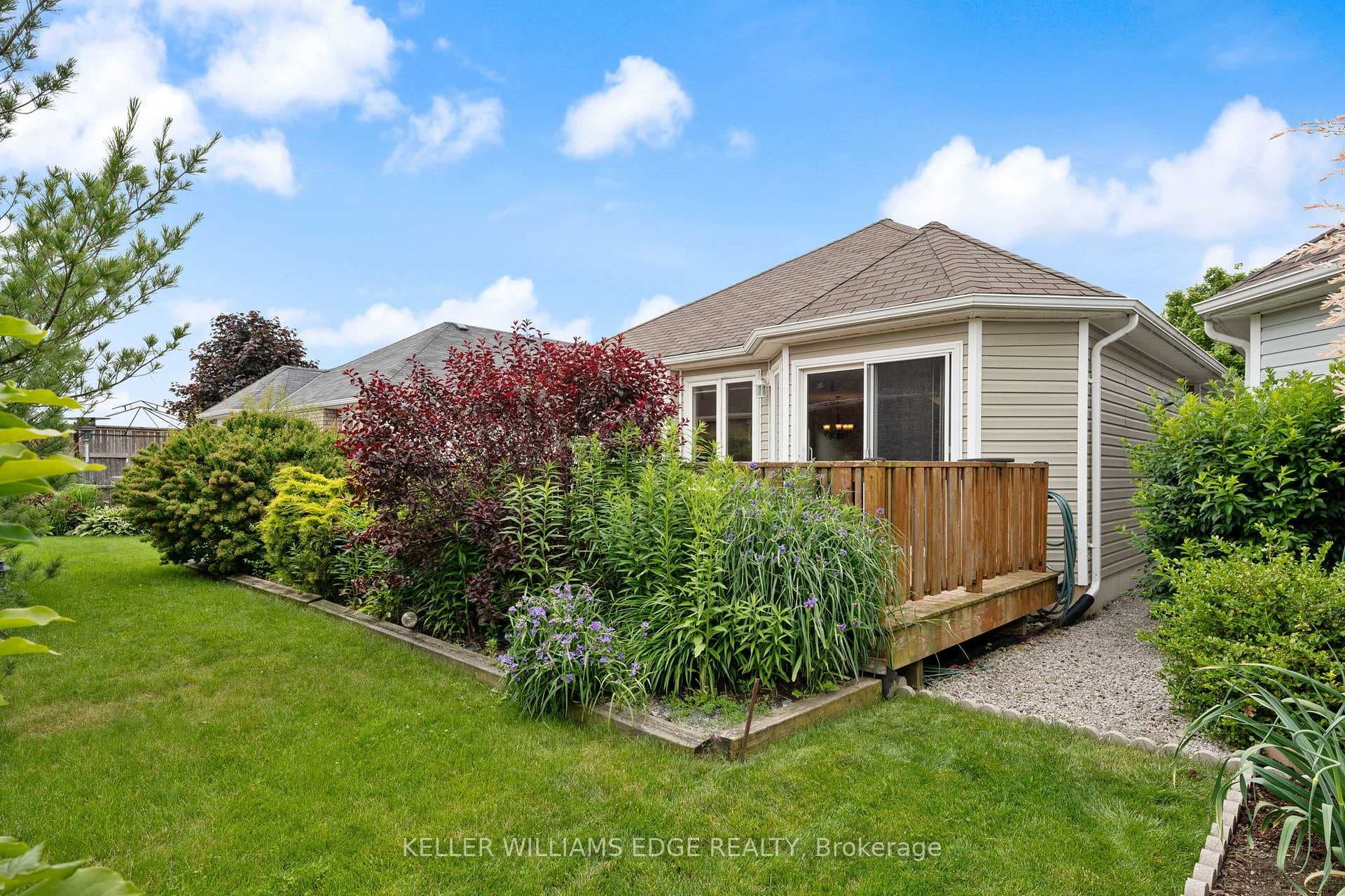 94 Upper Canada Drive photo 50