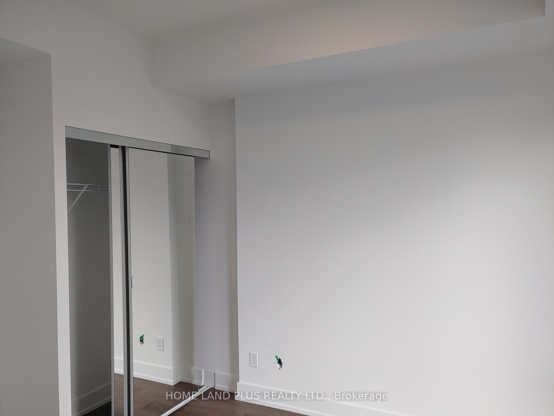308 Jarvis Street Unit 2701 photo 9