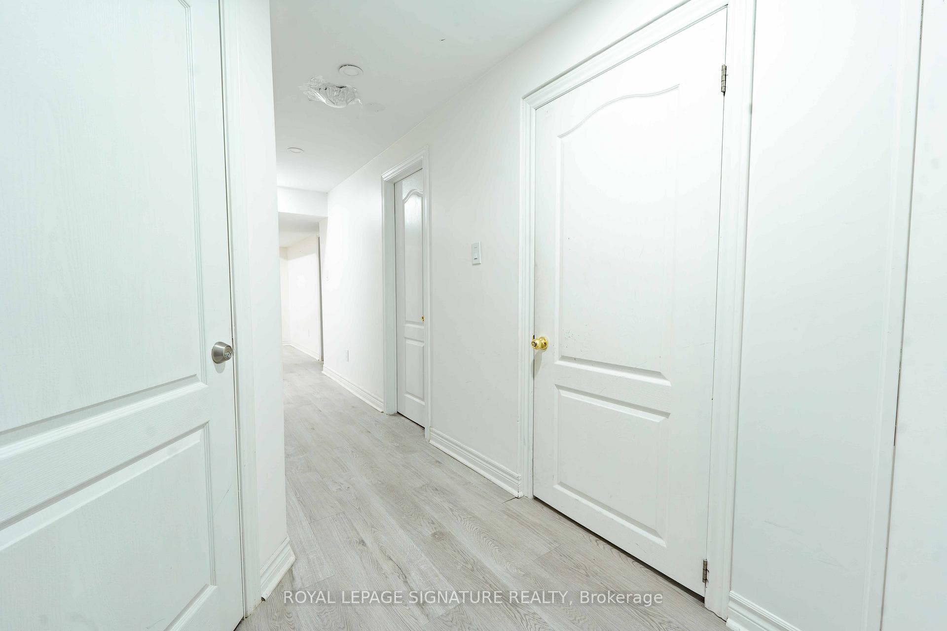 4742 Creditview Road photo 5