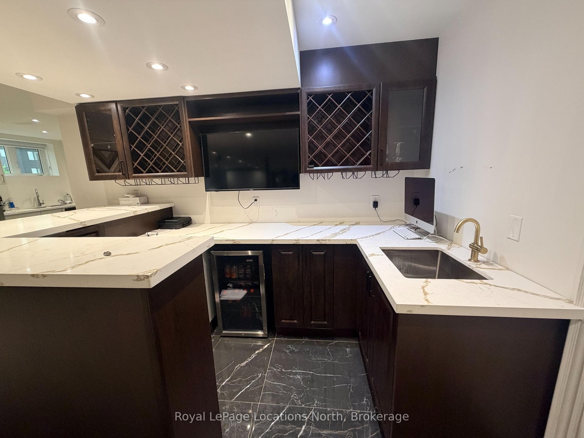 316 Ramblewood Drive photo 23
