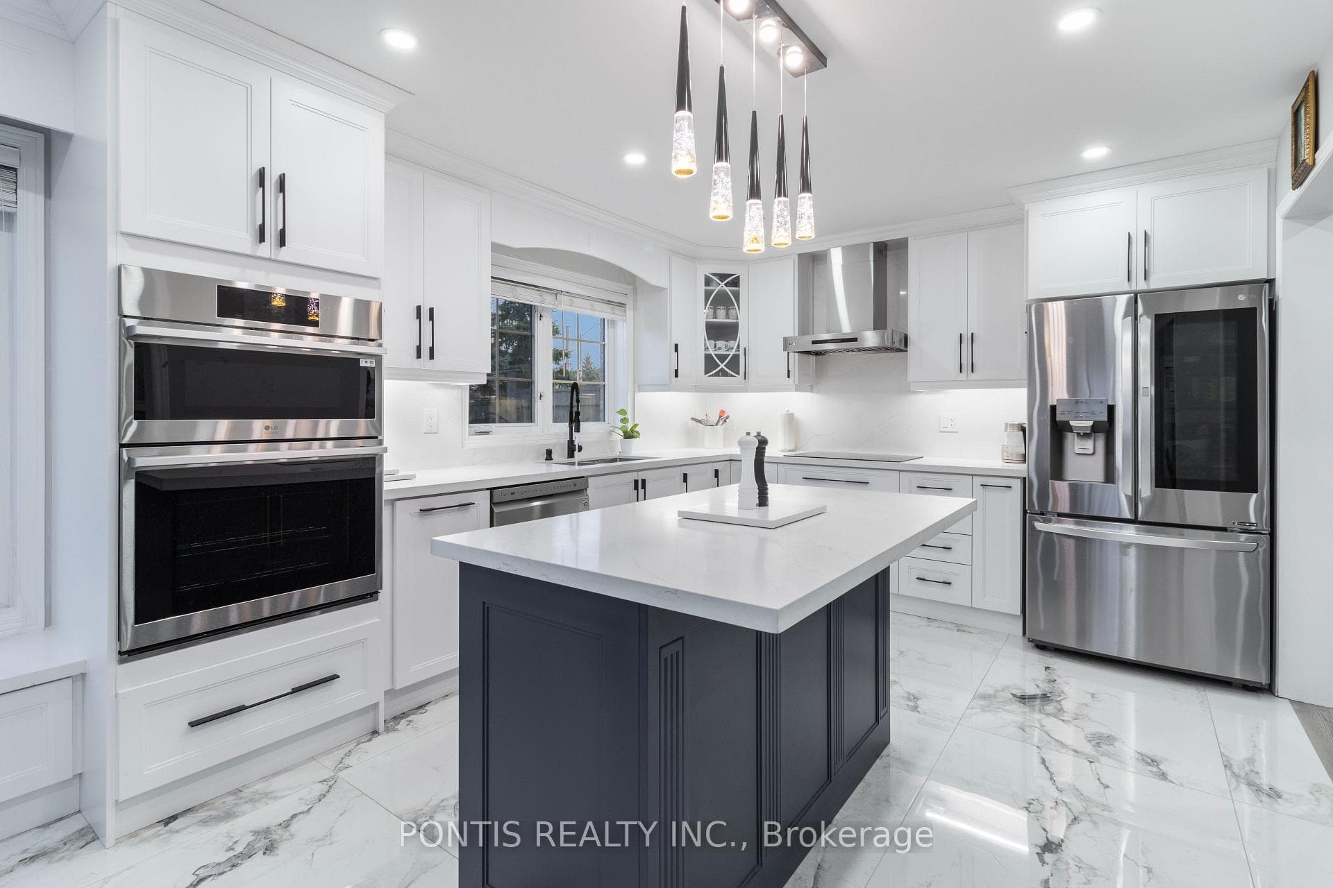 1 Skyvalley Drive photo 11