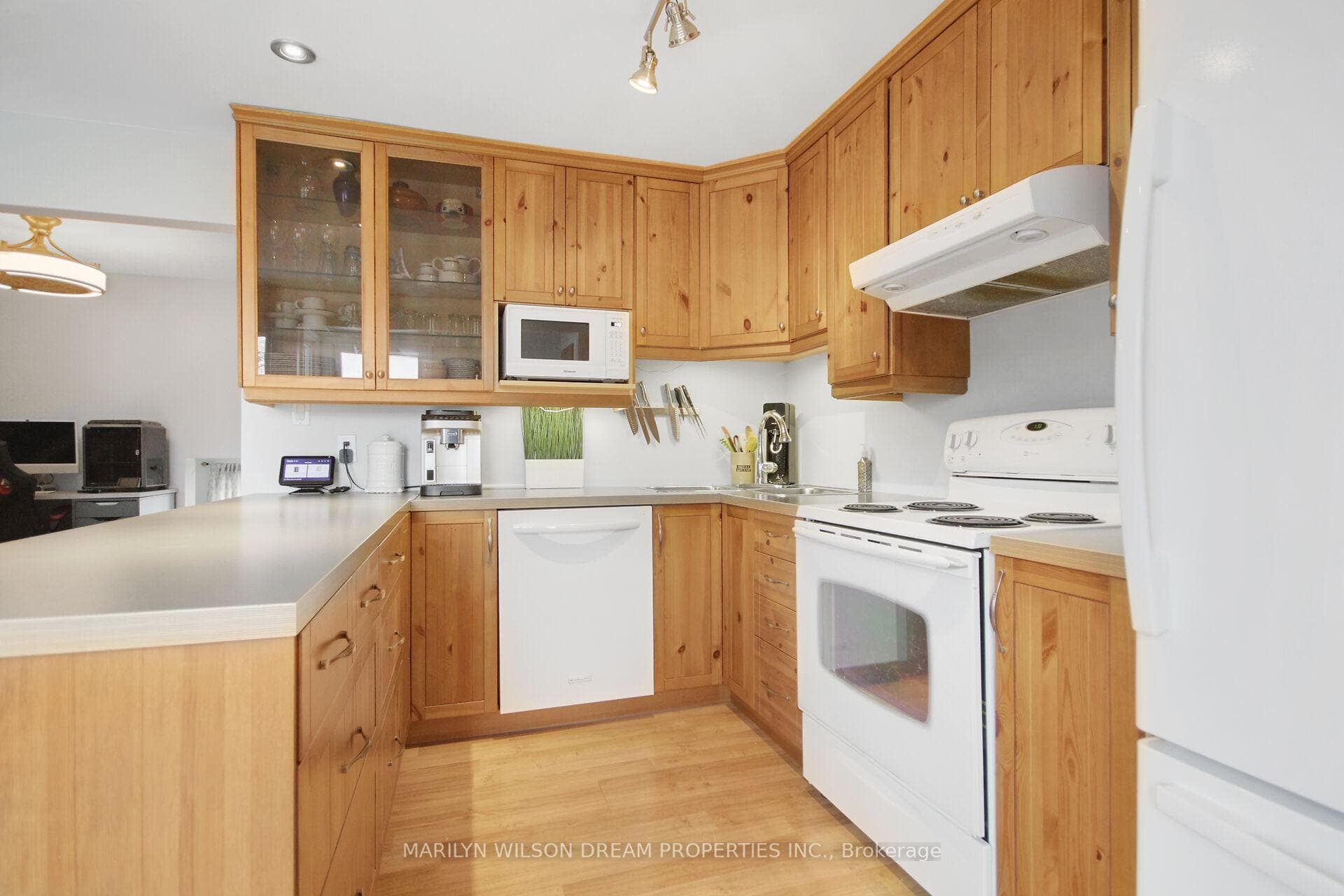 345 Stowe Court photo 21
