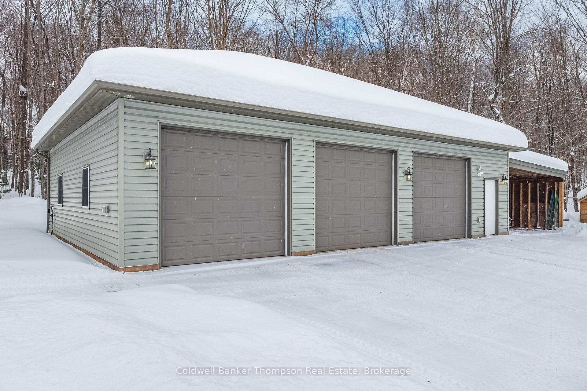 3 Bay garage with shop