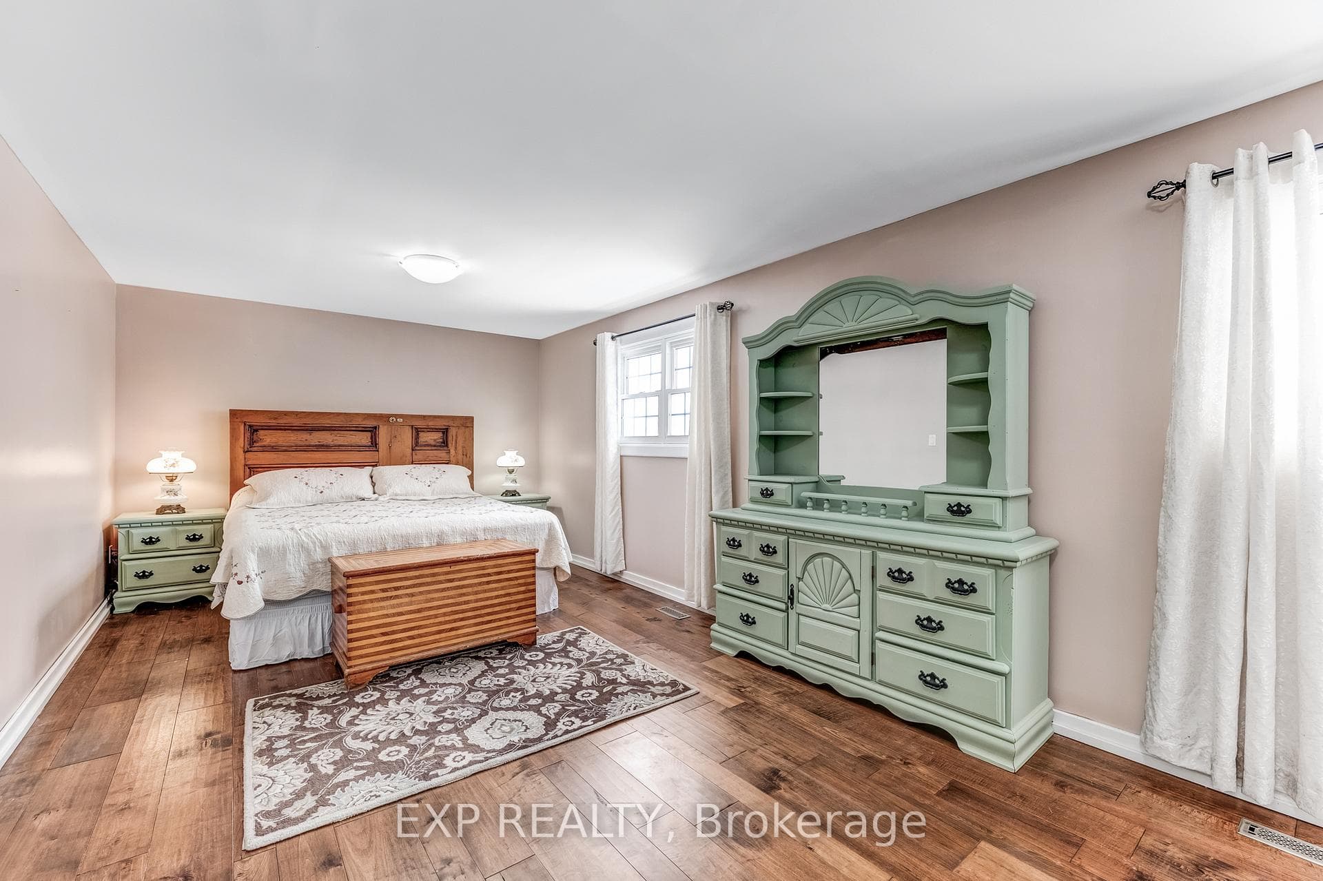 94 Cedar Street photo 21