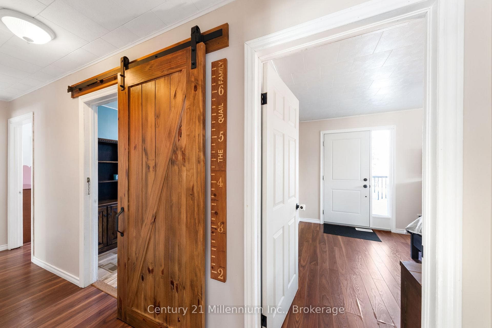155 Artemesia Street photo 20