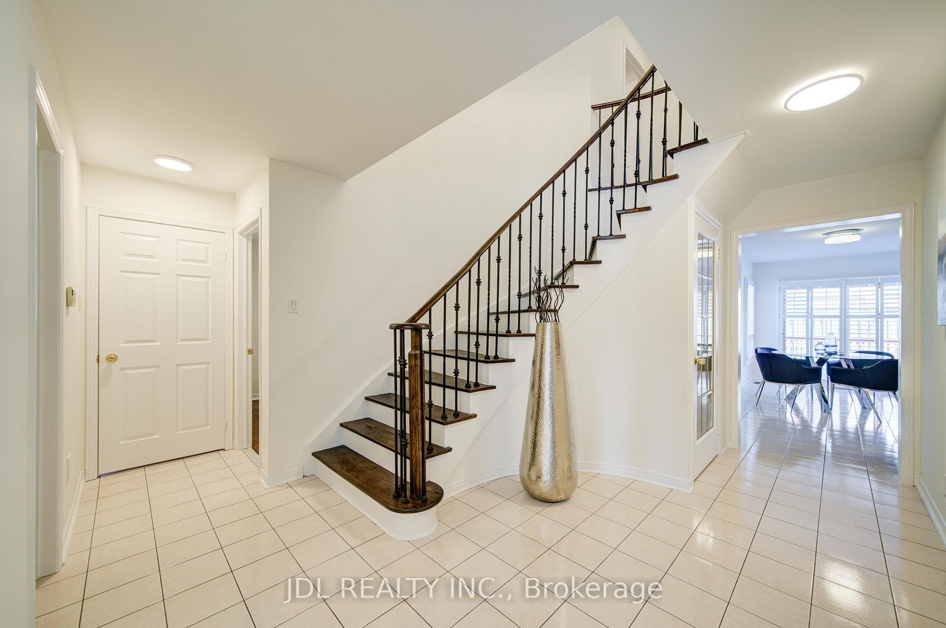 50 Summitcrest Drive photo 6
