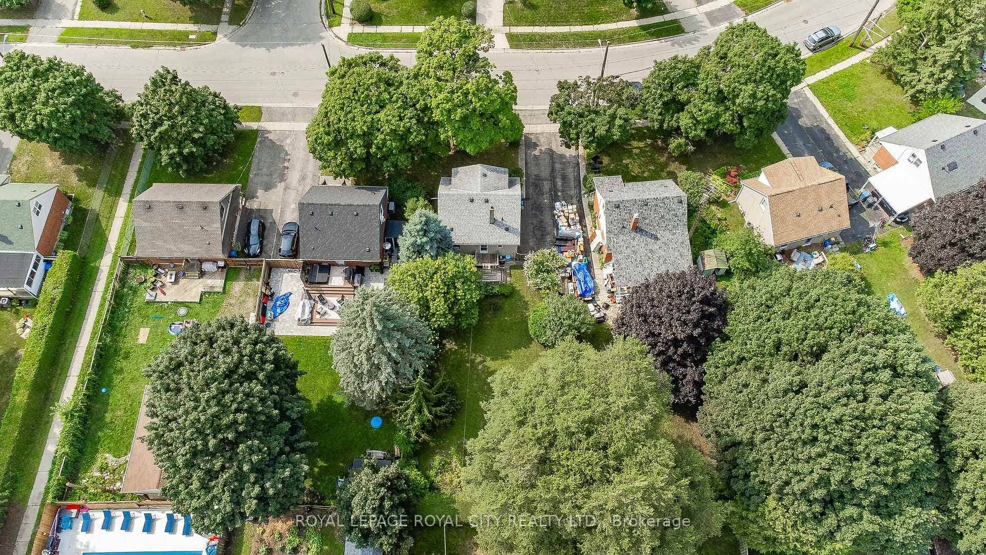 25 Vancouver Drive photo 34
