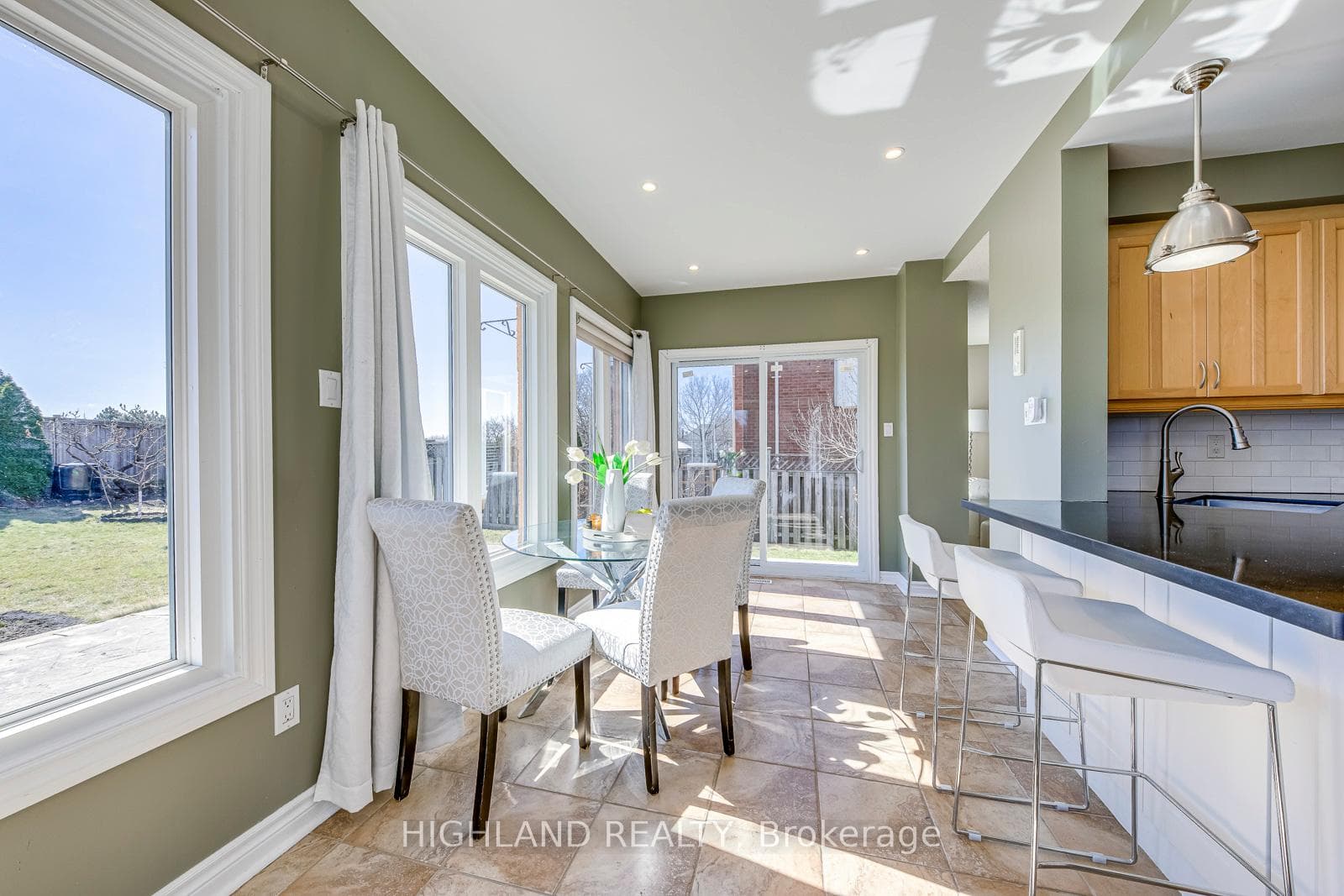 1012 Glenbrook Avenue photo 12