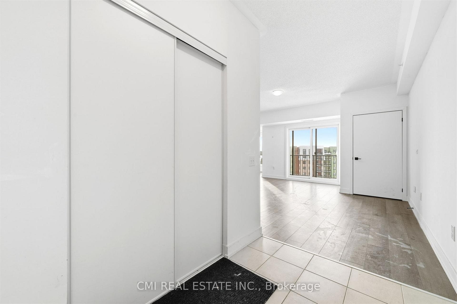 4 Spice Way Unit 501 photo 8