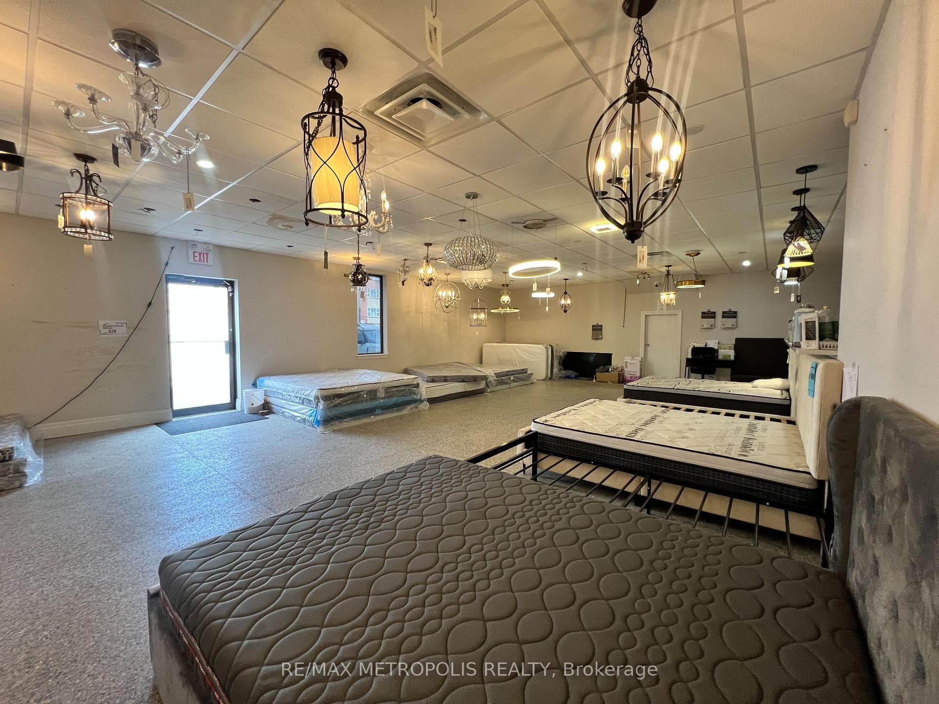 551 York Street Unit Showroom photo 1