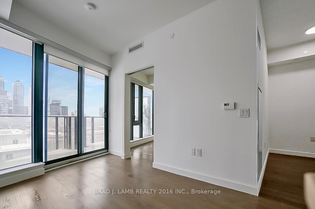 2A Church Street Unit 1608 photo 8