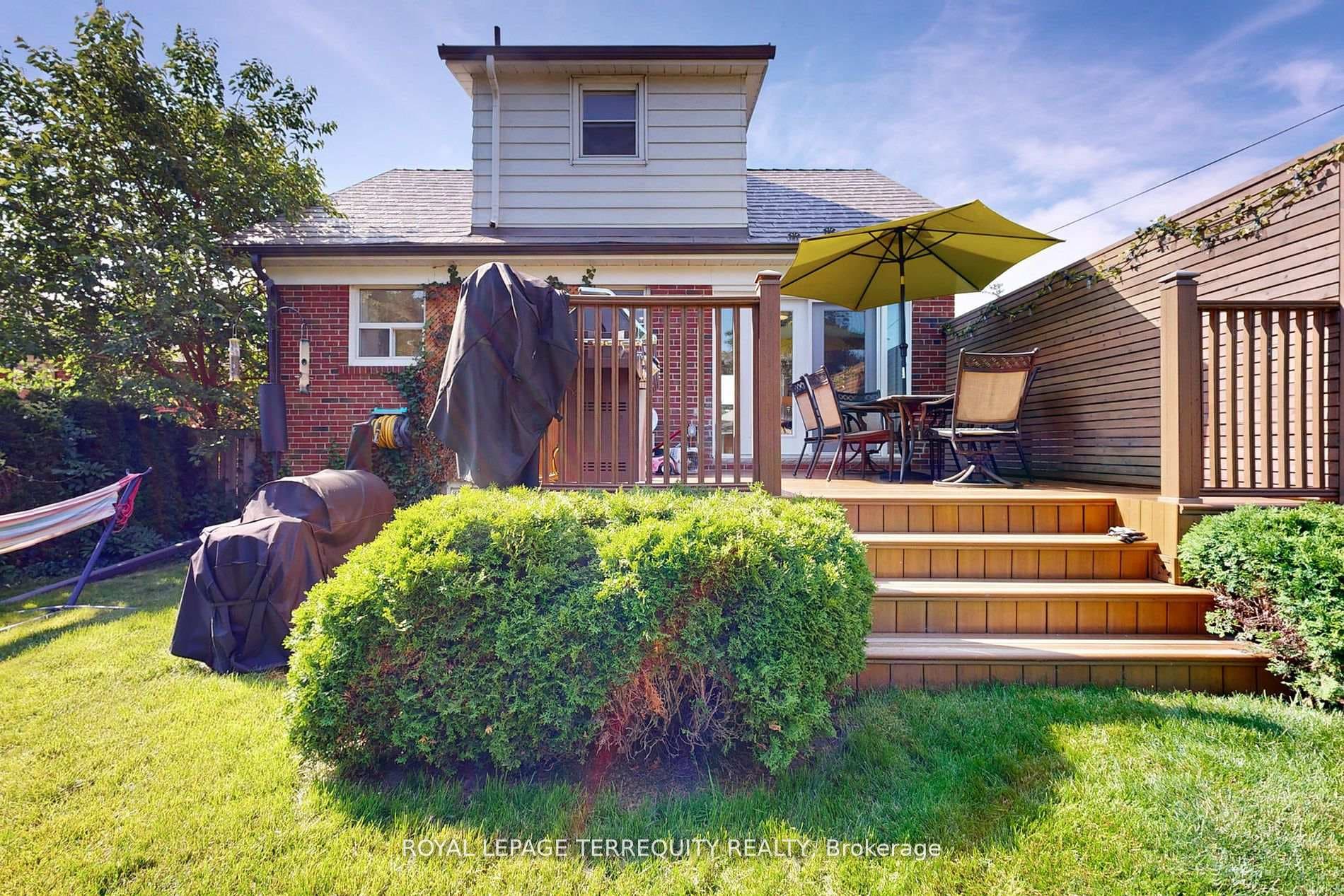 3970 Bloor Street photo 36
