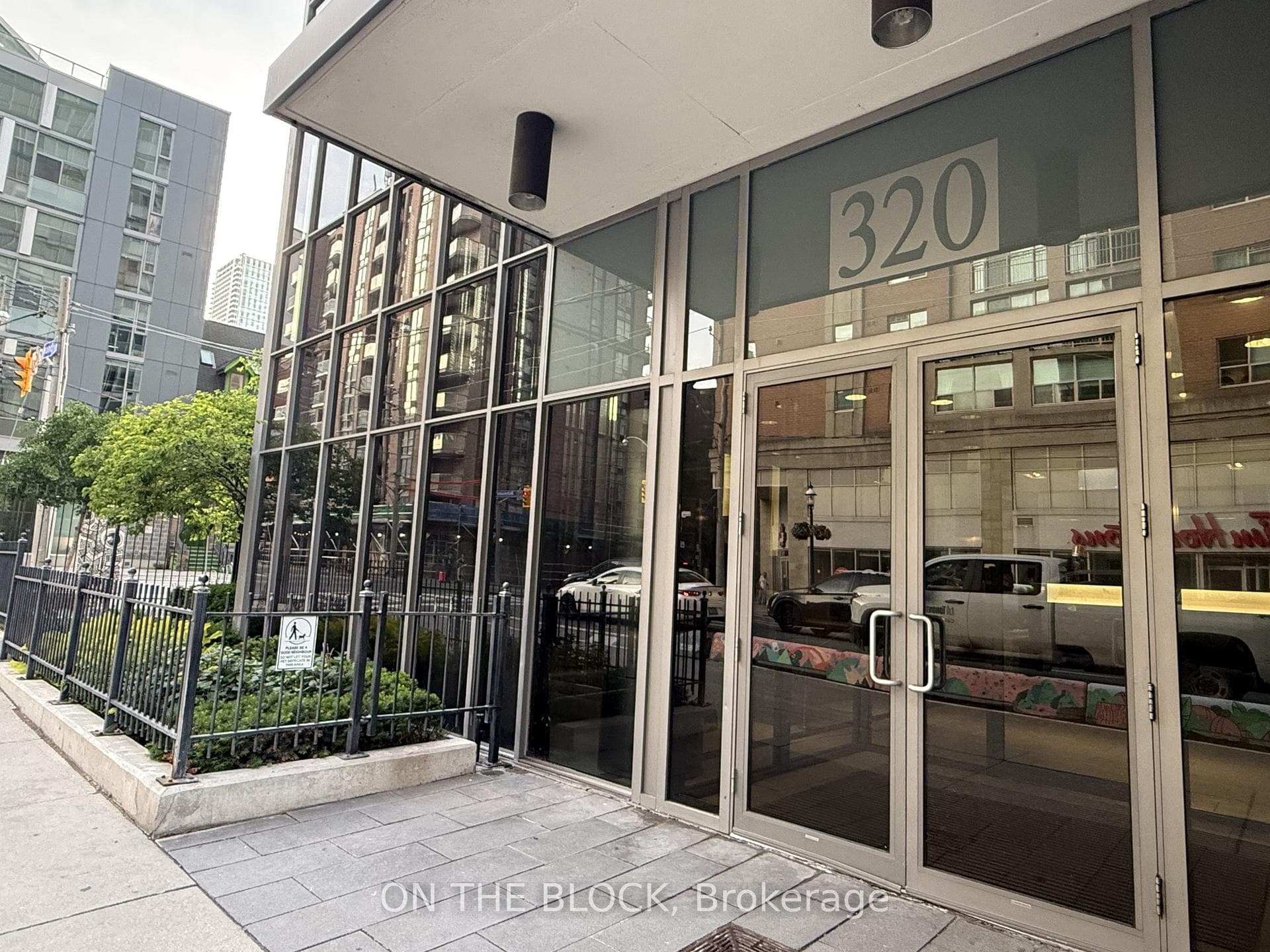320 Richmond Street Unit 313 photo 38
