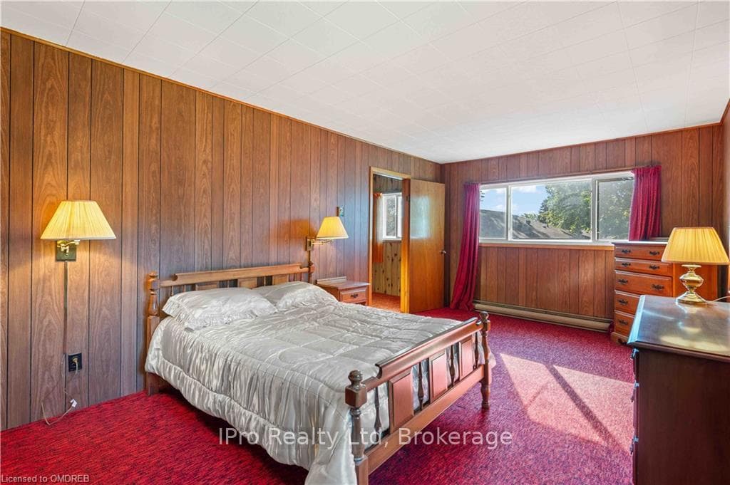 16 LEESON ST S Street photo 19