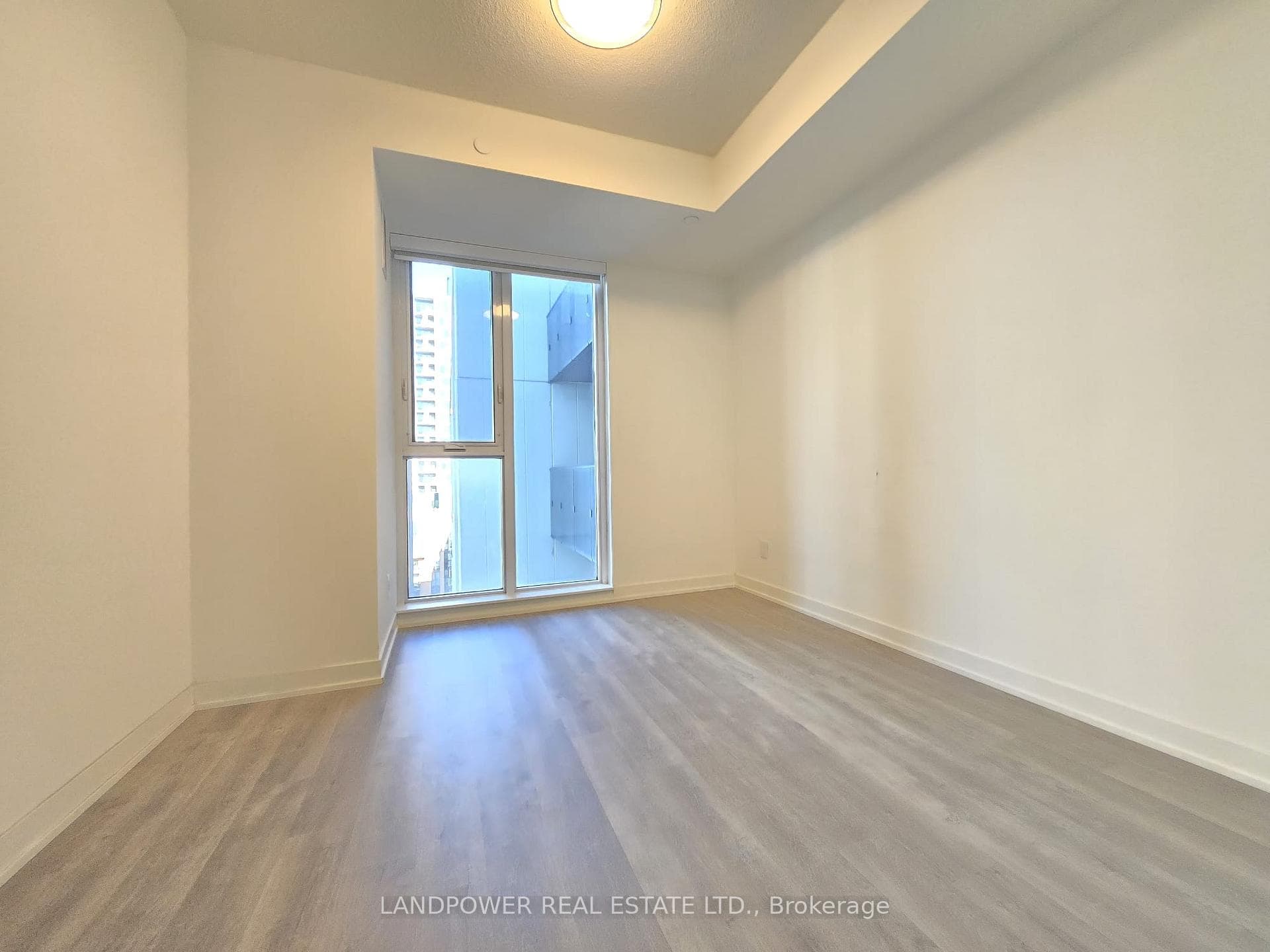 8119 Birchmount Road Unit 1304 photo 11