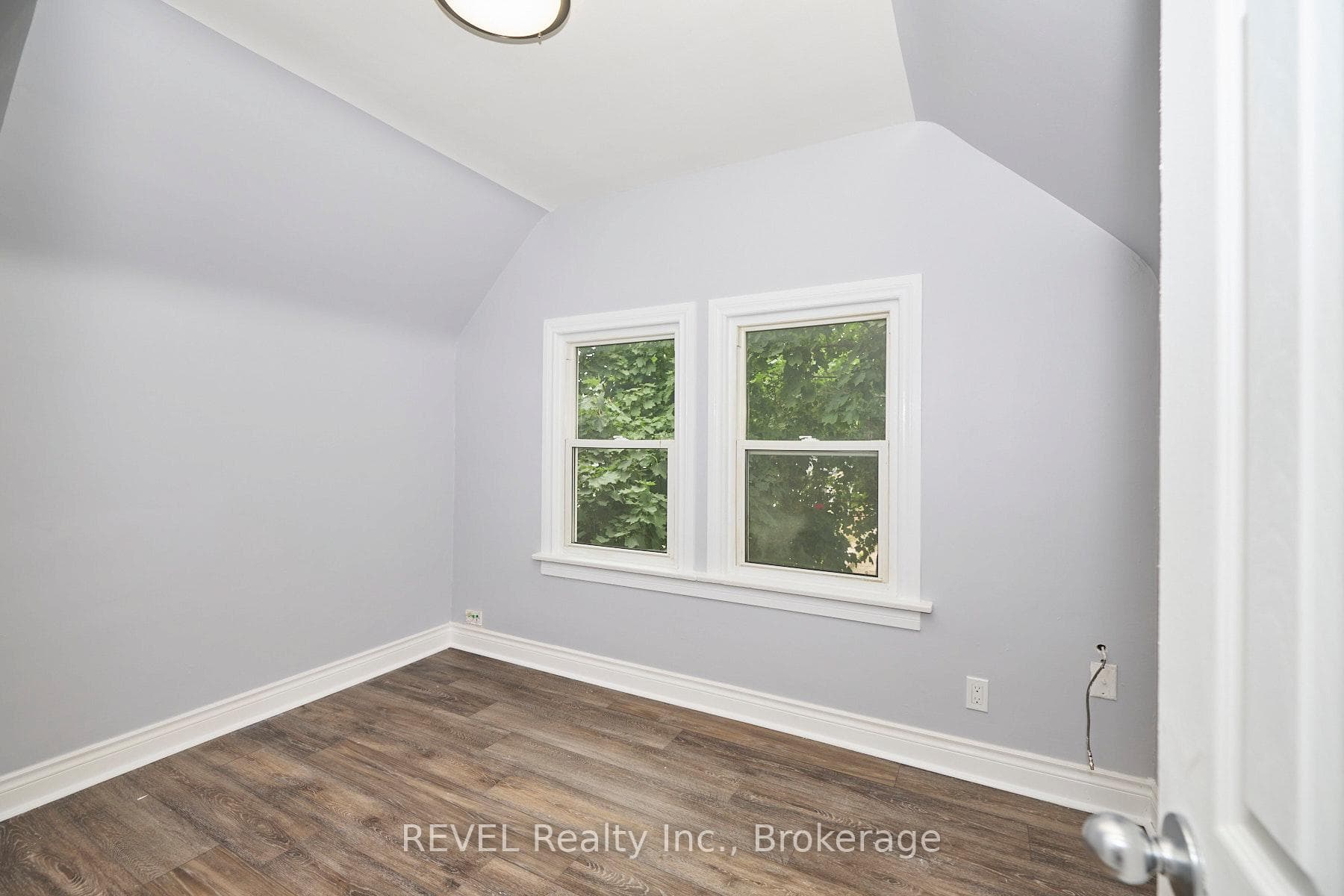 43 COSBY Avenue photo 15