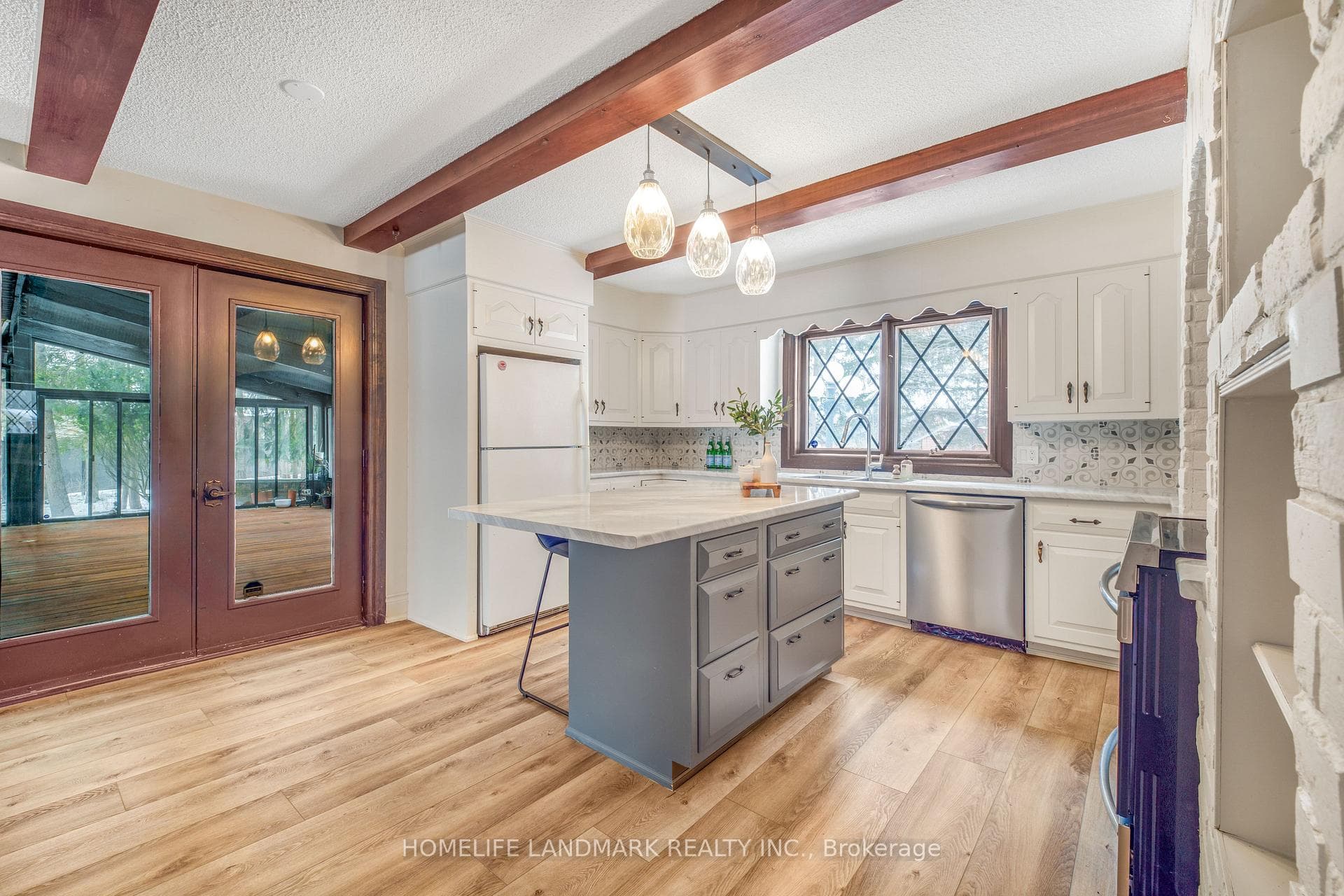 10505 Niagara River Parkway photo 11