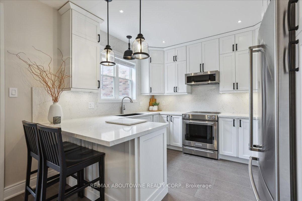 Gorgeous Custom Kitchen