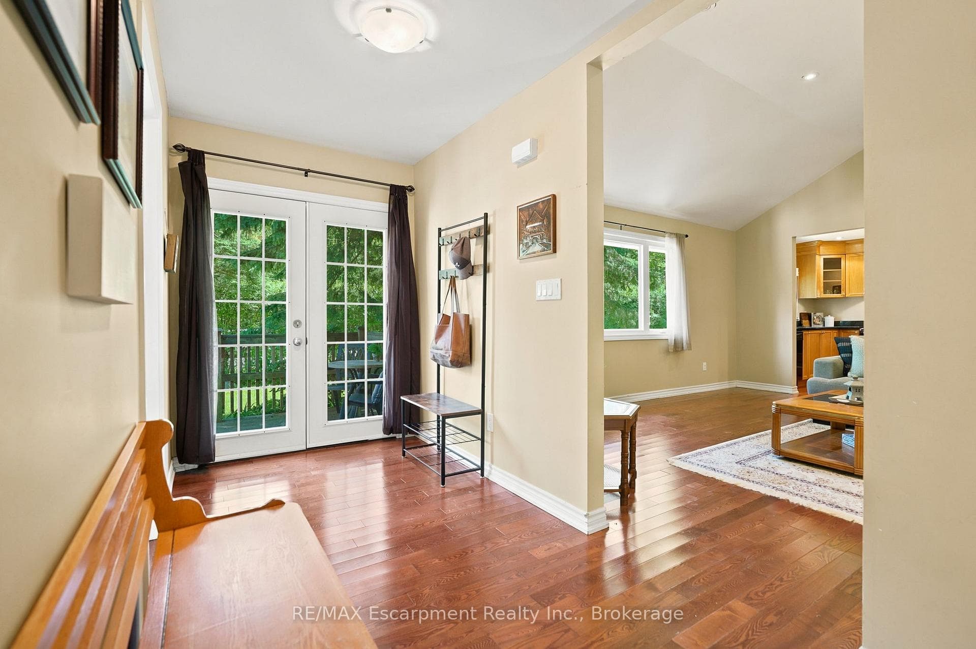 16 Hiawatha Road photo 15