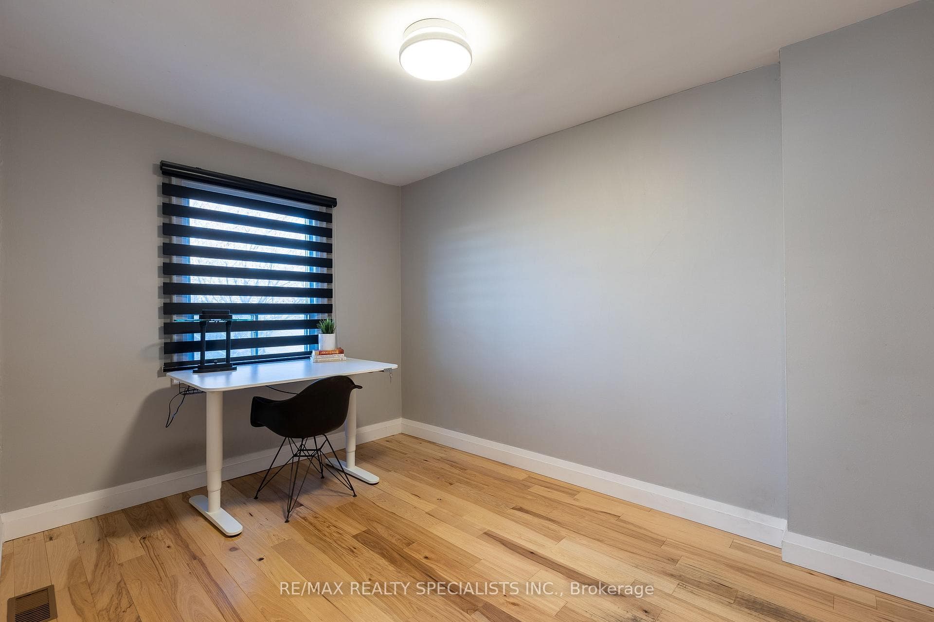 11 Dayton Avenue photo 14