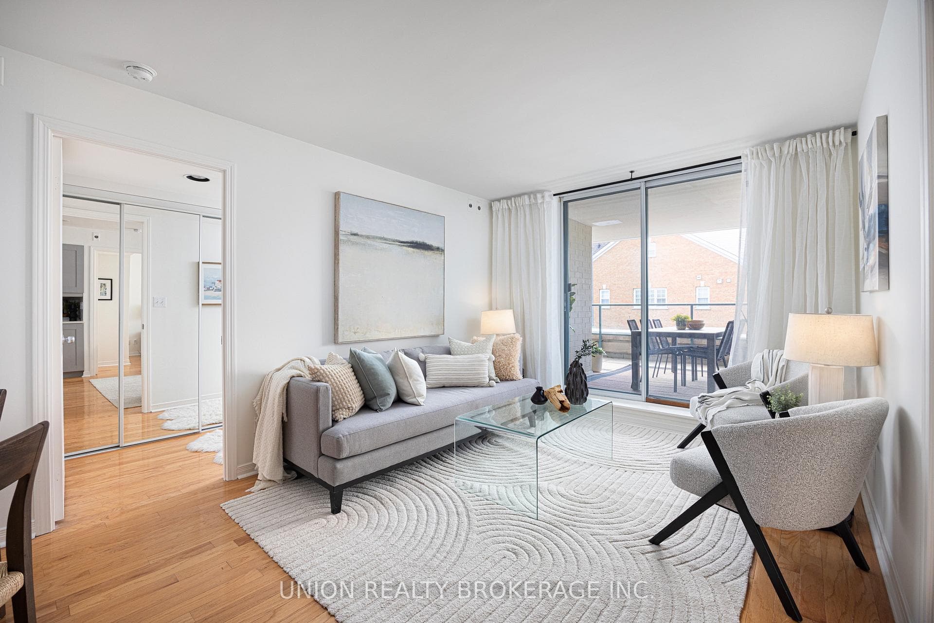 1765 Queen Street Unit 213 photo 4
