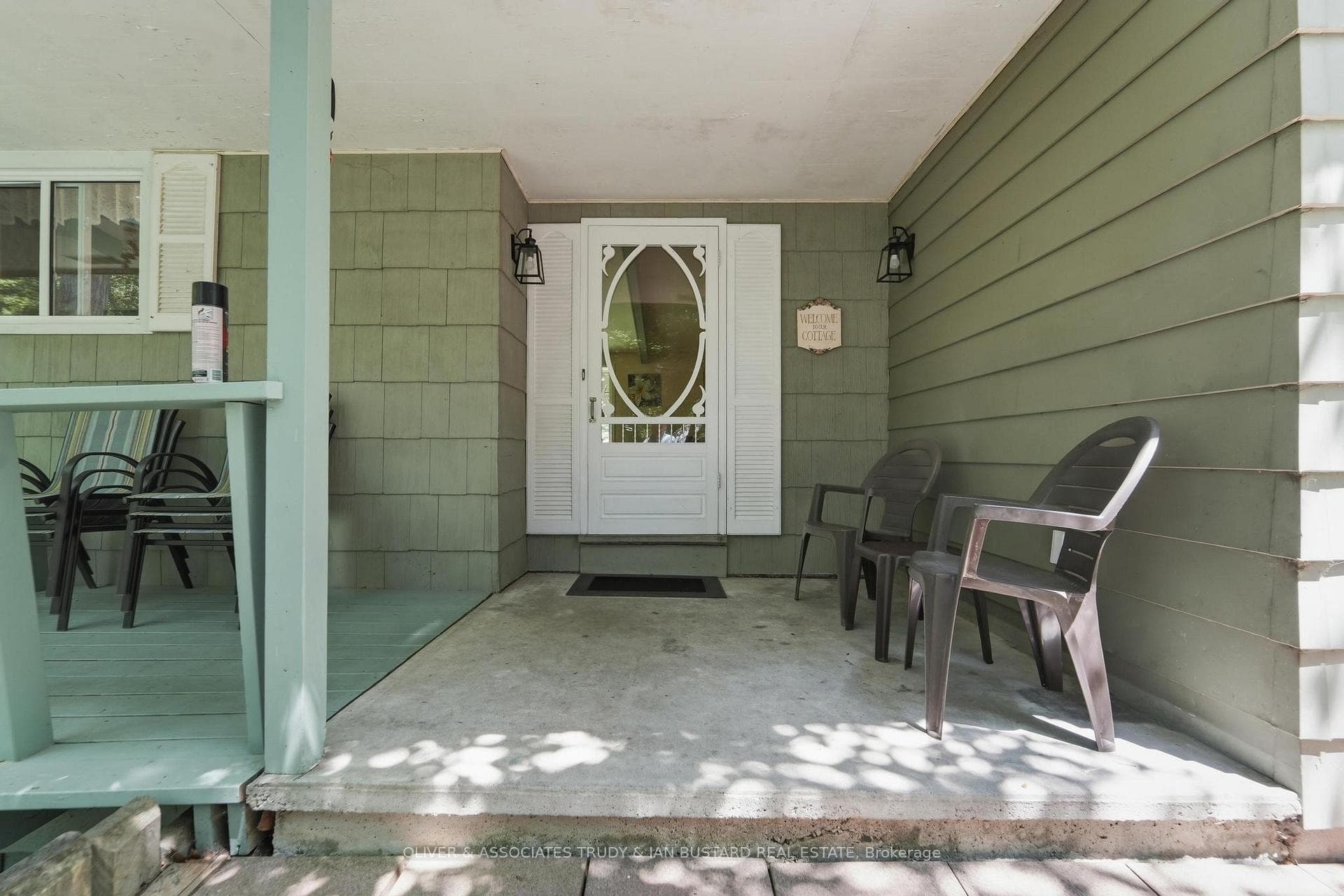 10294 Brewster Boulevard photo 7