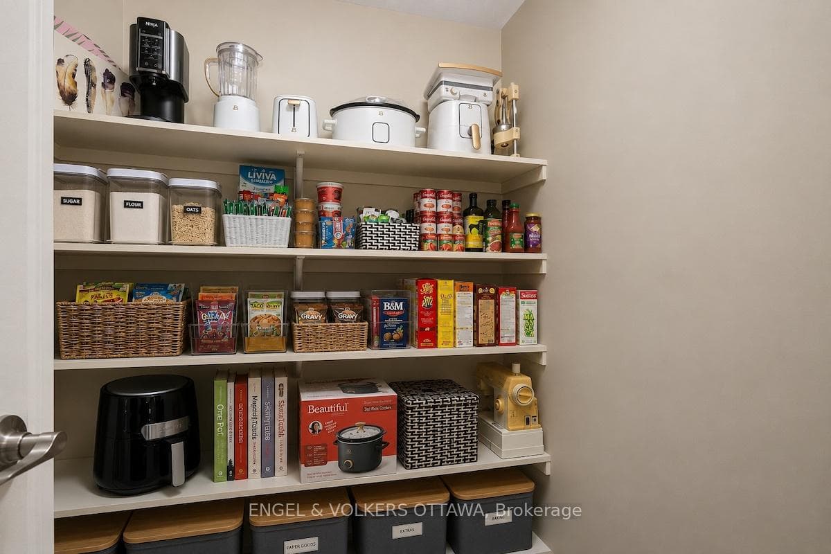 38 Charles Street Unit 202 photo 22