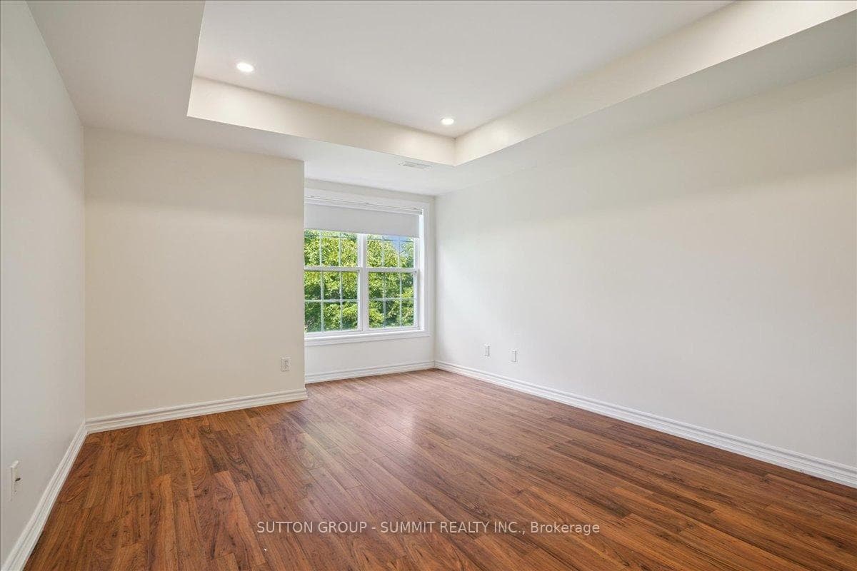 1490 Bishops Gate Unit 407 photo 17