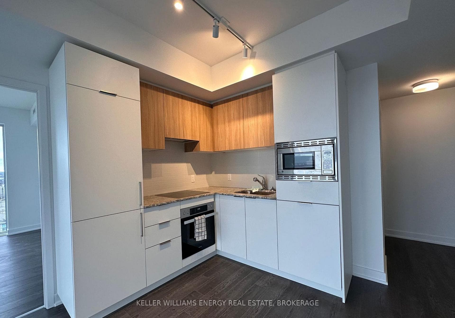 50 O'Neill Road Unit 1208 photo 8