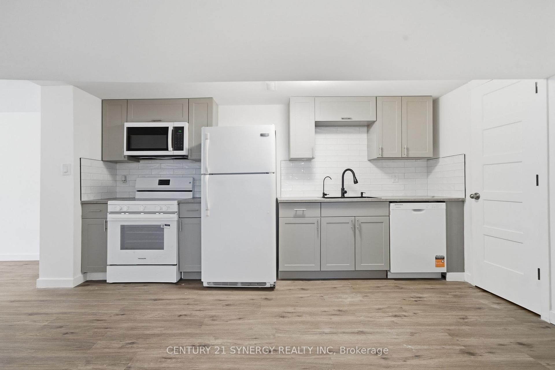 95 West Street photo 30